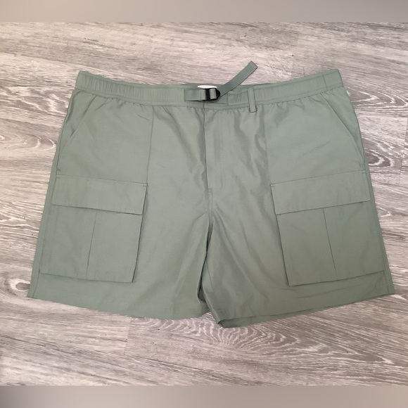 Woolrich Other - Woolrich Mens Aqua Green Flat Front Pockets Belted Cargo Shorts
